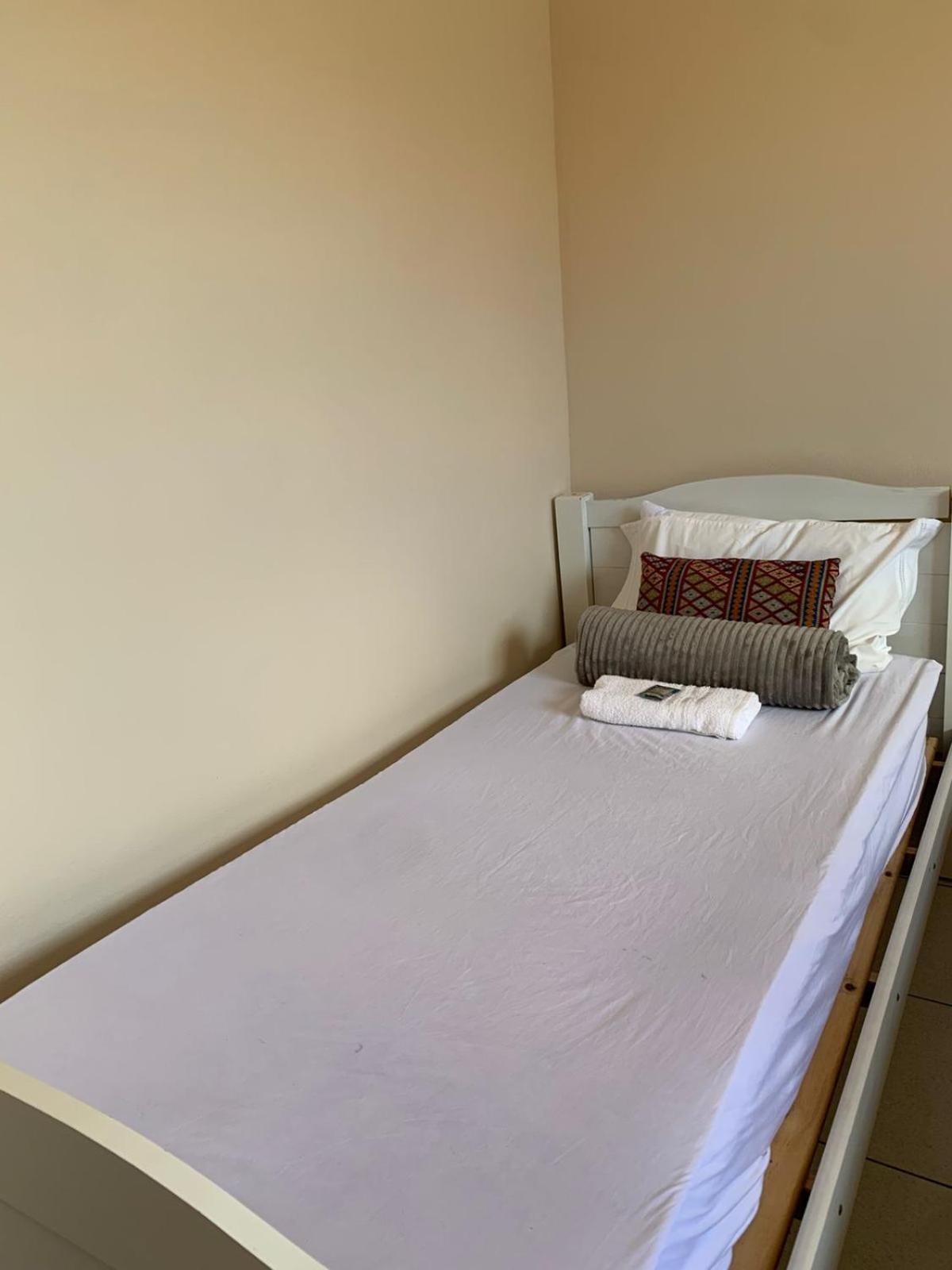 Hospedagem Itaborai Hotel Ravena Eksteriør billede